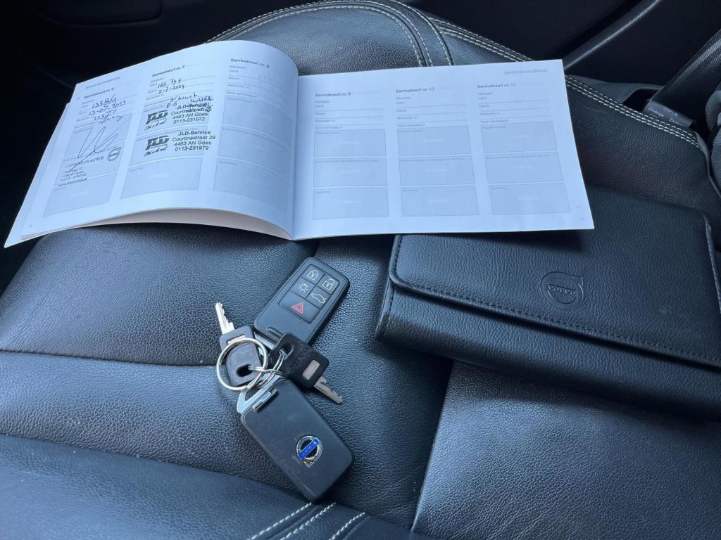 Volvo V60 1.5 t3 polar+ dynamic | orig. nl | leder | trekhaak