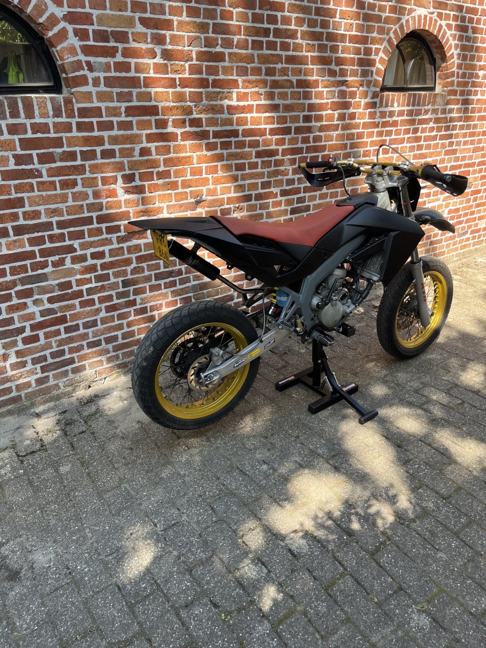 Mooie Aprilia SX50