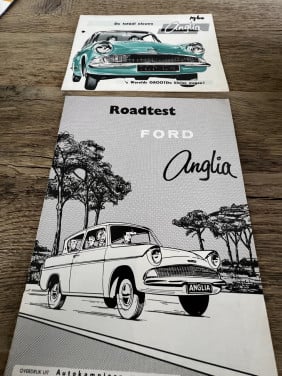 Ford Anglia autobrochure