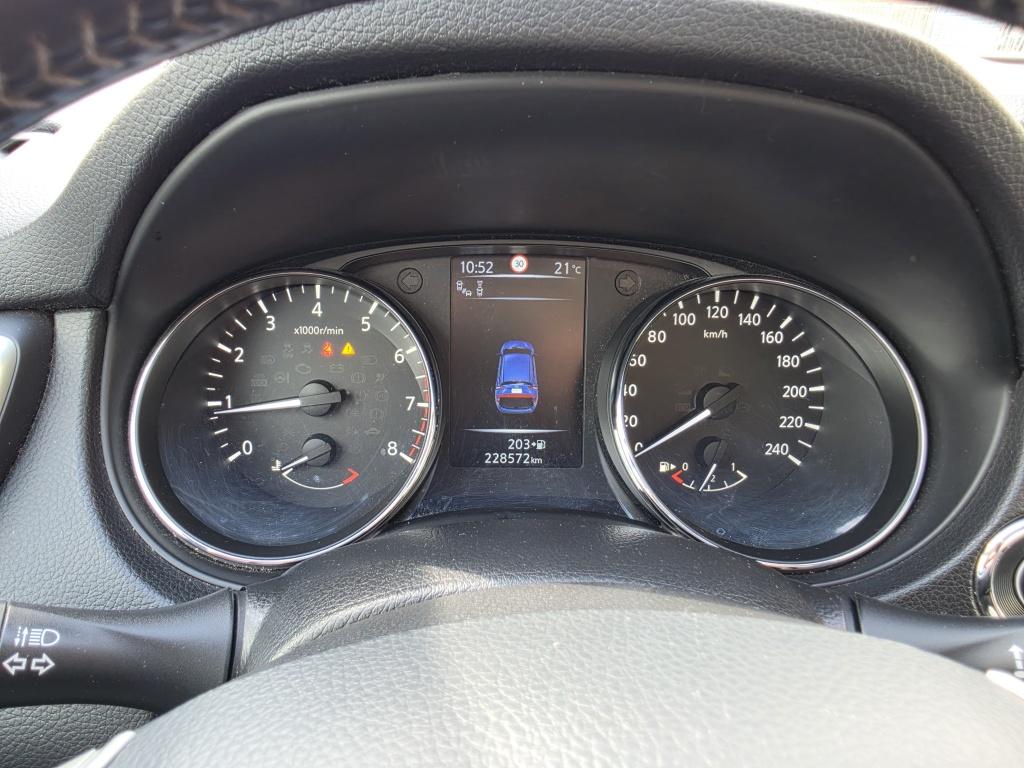 Nissan Qashqai 1.2 tekna | airco | navi | cruise | side-bars