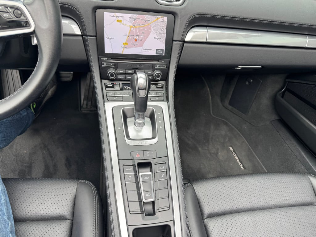 Porsche 718 boxster 2.0 automaat , porsche dealer onderhouden, 2 jaar porsc
