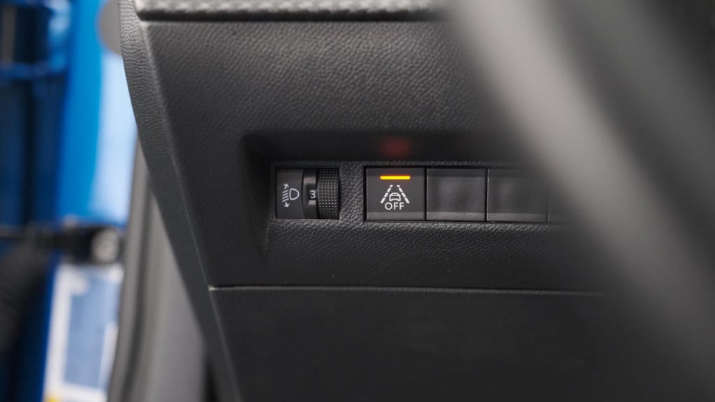 Peugeot 2008 puretech 130 allure | trekhaak | camera | apple carplay | stoe