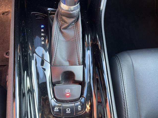 Toyota C-hr 1.8 hybrid bi-tone | leer | 18'' | camera | nav | 73.000km!