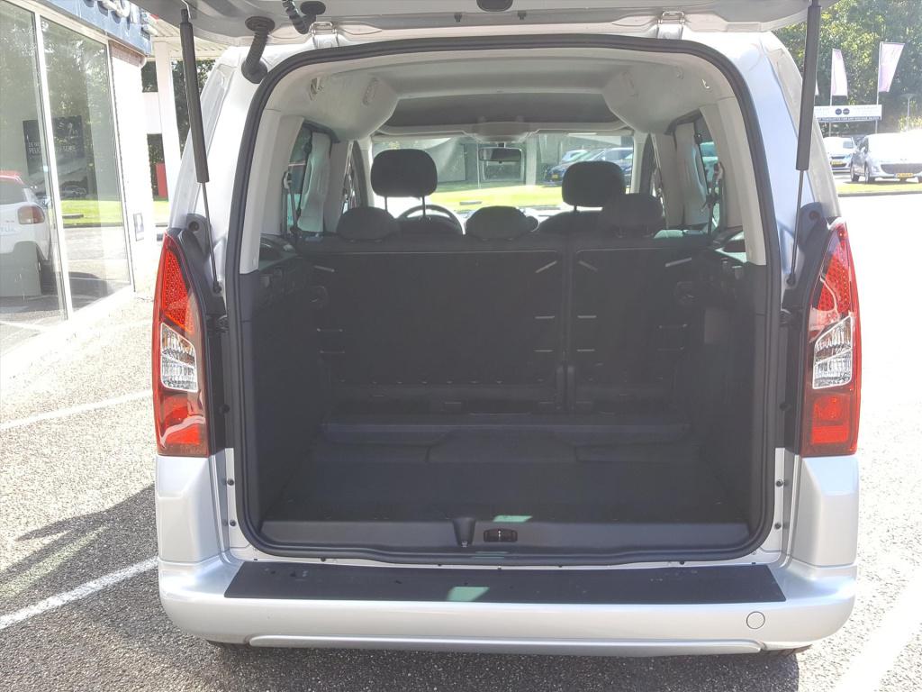 Peugeot Partner tepee 1.2 110pk active | trekhaak | apple carplay | airco |