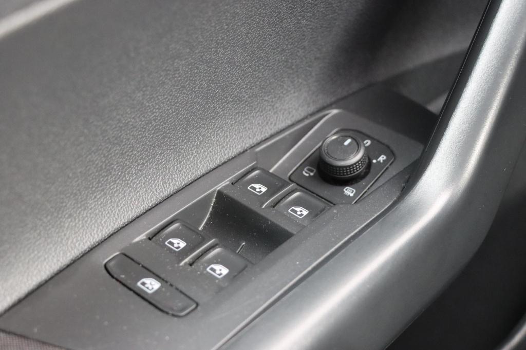 Volkswagen Polo 1.0 tsi life airco | carplay | adaptive