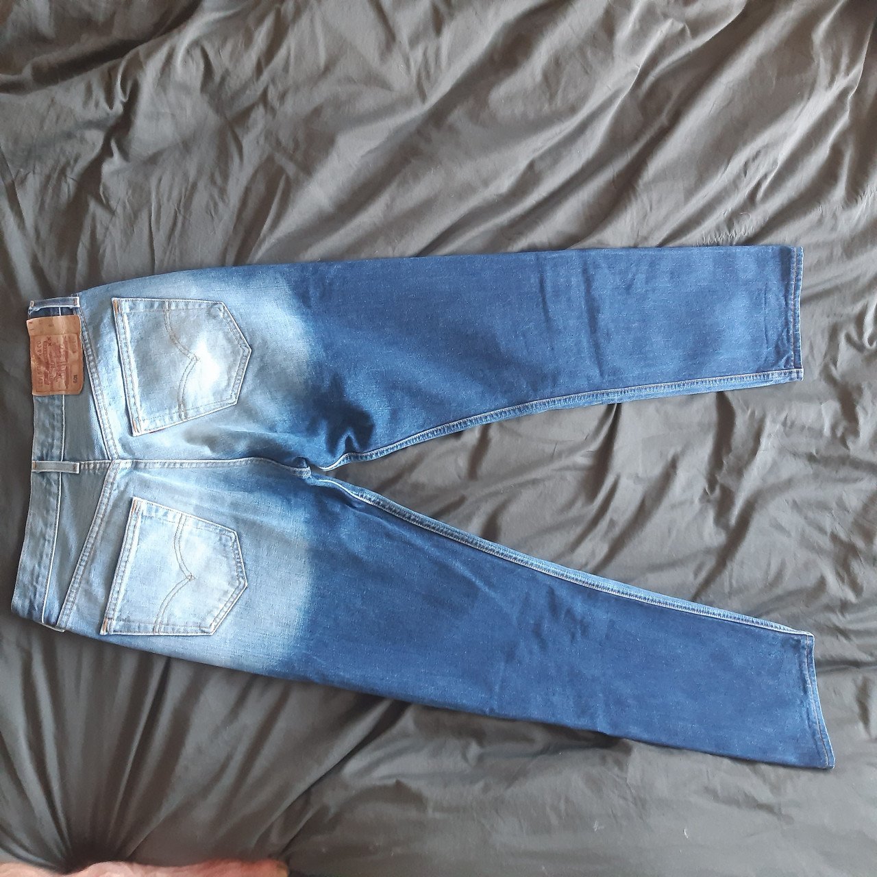 Levi jeans 33-36
