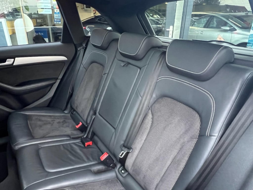 Audi Q5 2.0 tfsi quattro s edition, panoramadak, trekhaak enz...