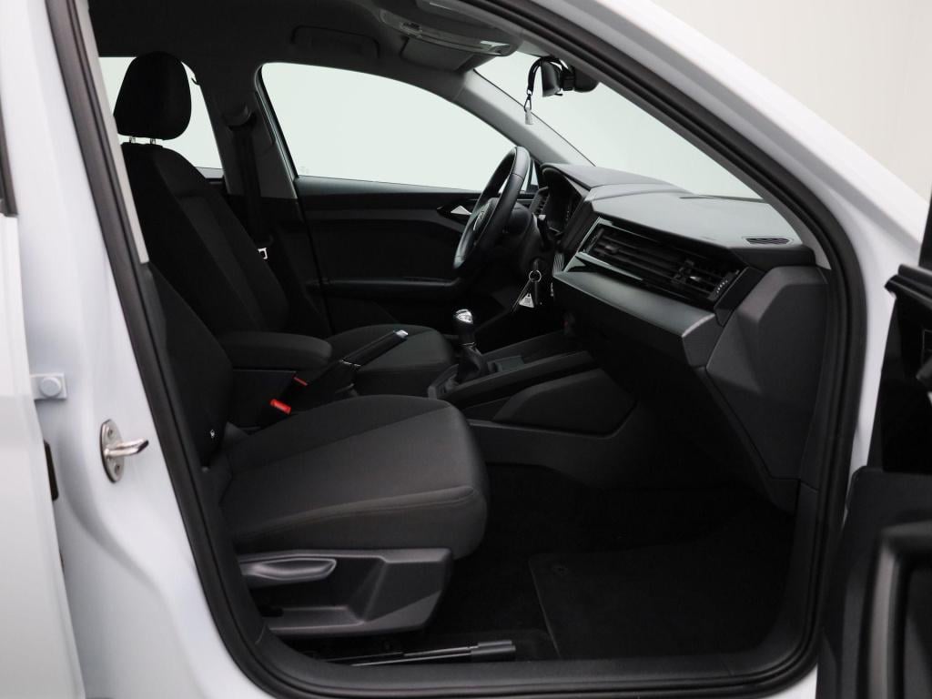 Audi A1 Sportback 25 tfsi pro line | apple carplay / android auto | navigat