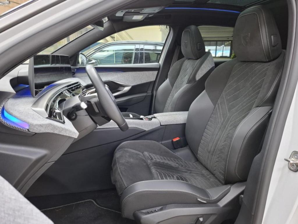 Peugeot E-3008 ev 73 kwh 210pk gt avantage alcantara|elec. stoelverstelling