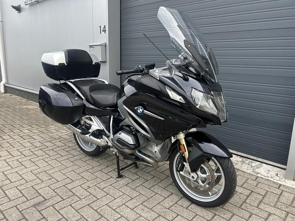 BMW R1200RT uit 2017 met slechts 22dkm, full option, 1e eigenaar €11750,-