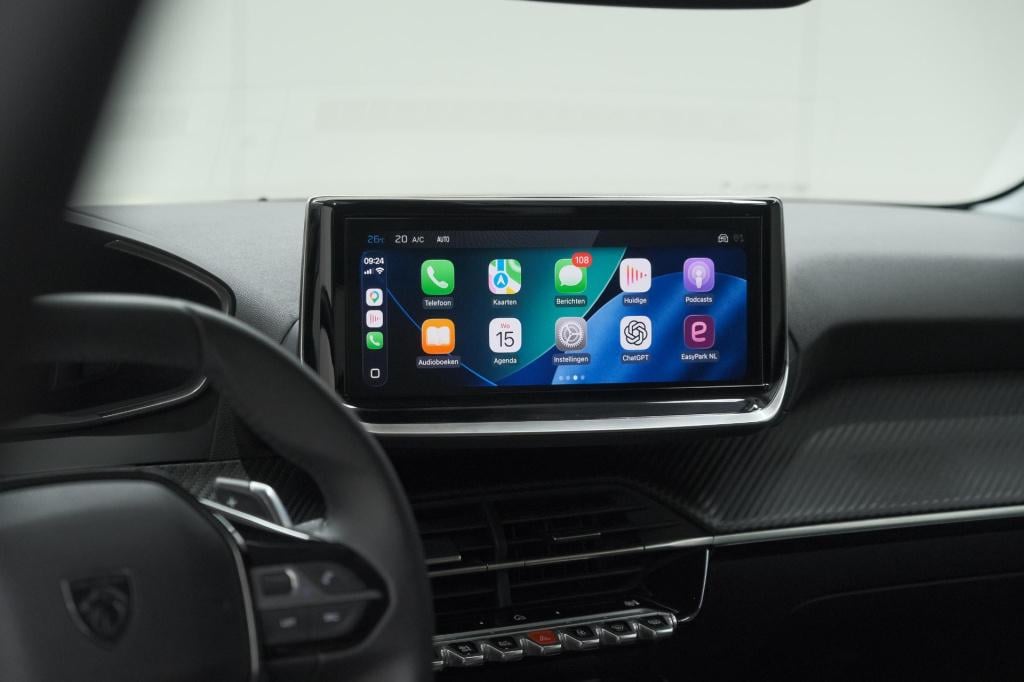 Peugeot 208 1.2 hybrid 110 e-dcs6 allure | apple carplay | parkeersensoren 