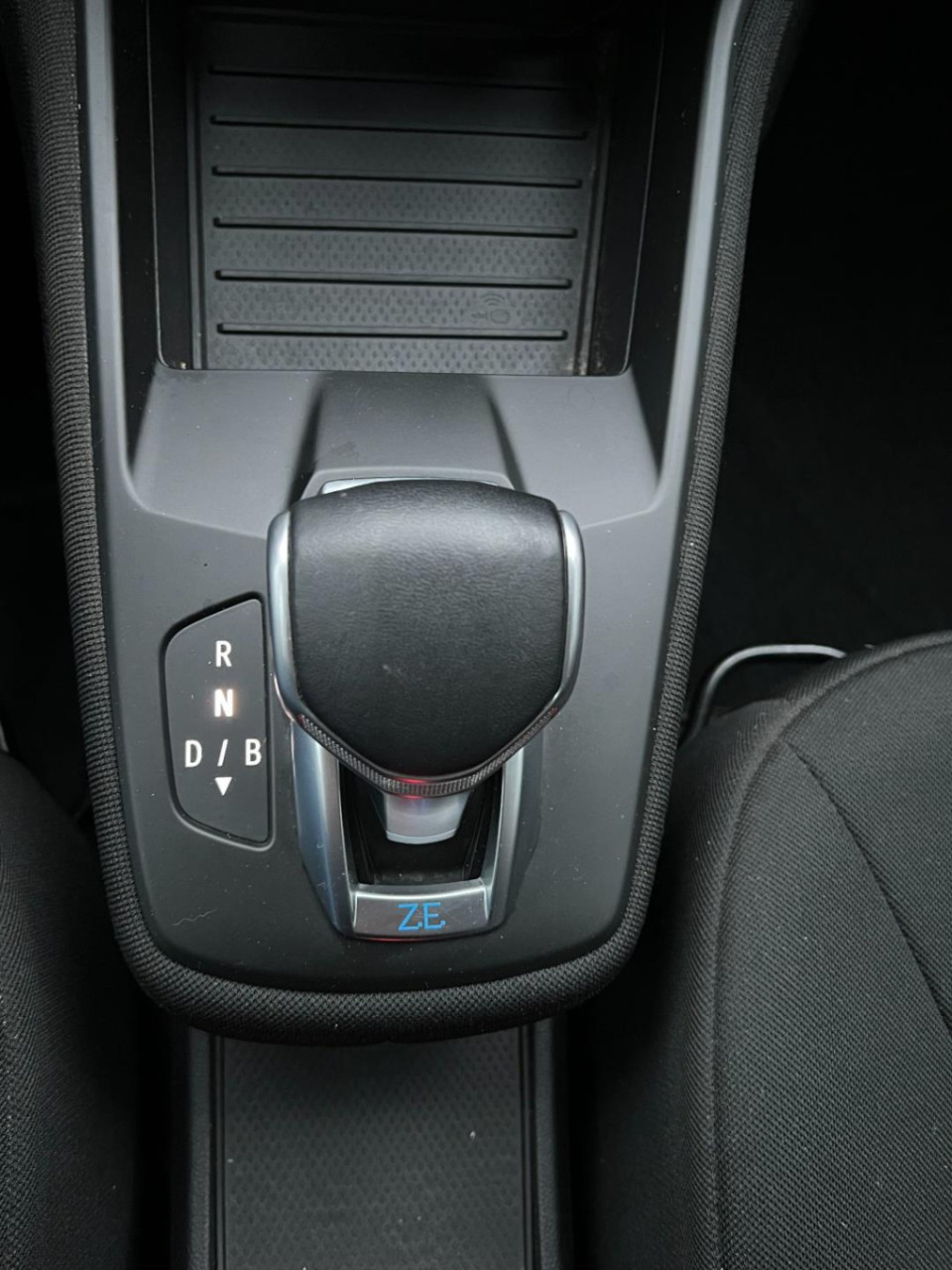 Renault Zoe r110 life carshare 52 kwh, afneembare trekhaak enz..