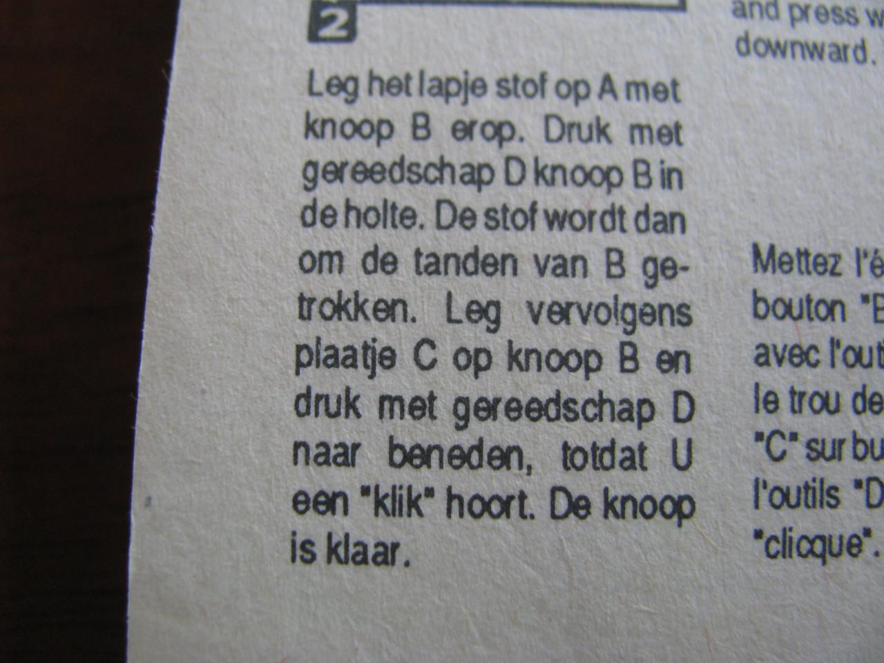 Knopen en ritsen.