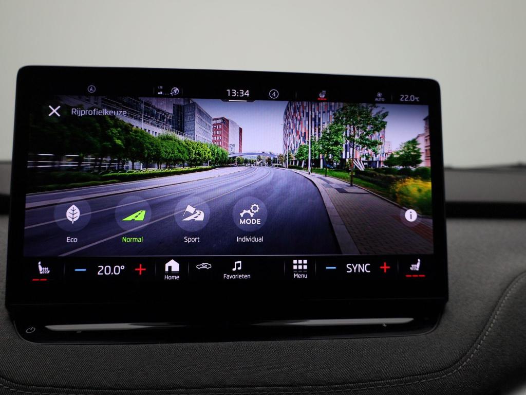 Skoda Enyaq Iv 80 | automaat | navigatie | apple carplay / android auto | s