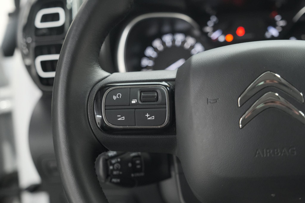 Citroen C3 Aircross puretech 110 shine | navigatie | parkeersensoren | clim