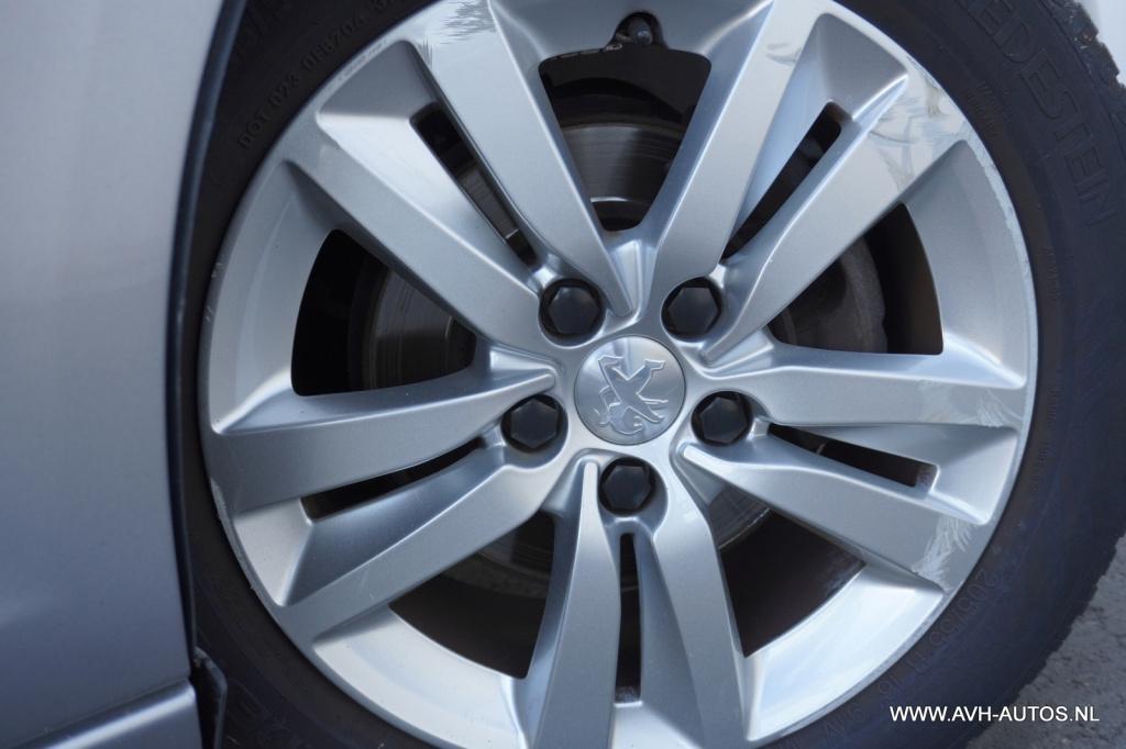Peugeot 308 sw 1.2 puretech automaat allure