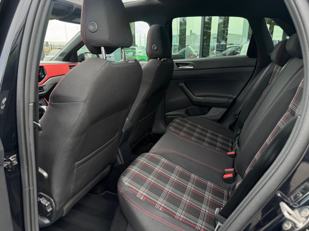 Volkswagen Polo 2.0 tsi gti * panoramadak * stoelverwarming * camera