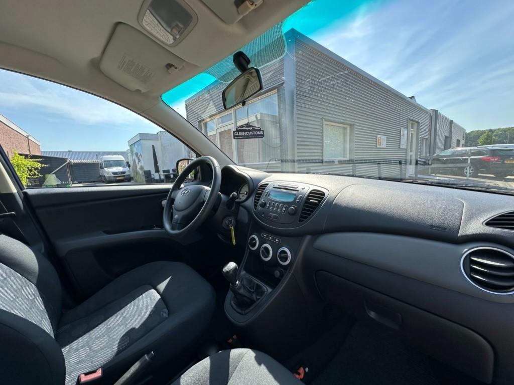 Hyundai I 10 1.1 dynamic cool airco elektrische ramen lage km-stand