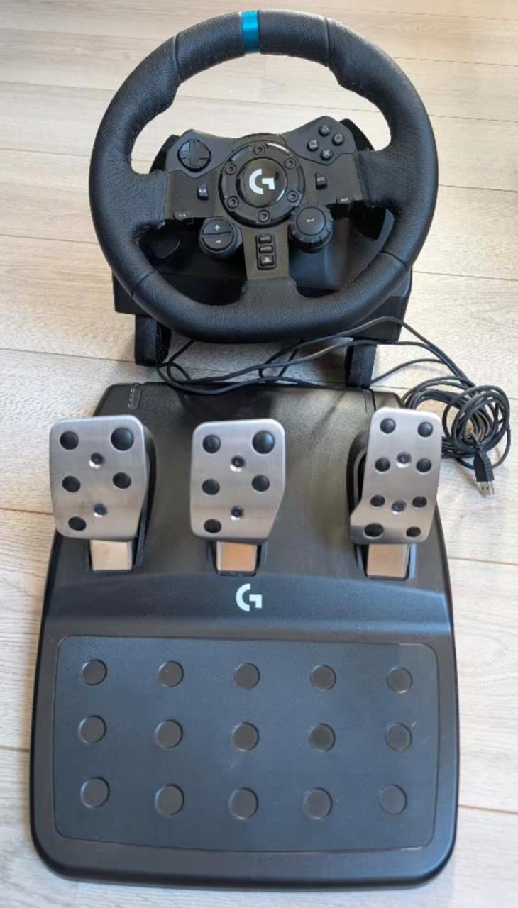 Trueforce stuur en pedalen