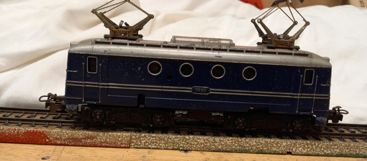 Marklin M-rails, locs
