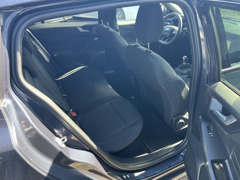 Ford Focus wagon 1.0 ecoboost 125pk st line business