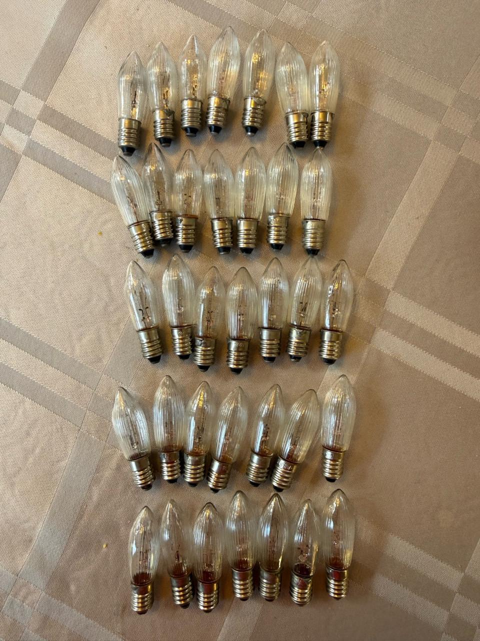 Gratis E10 34V 3W lampjes voor kerst