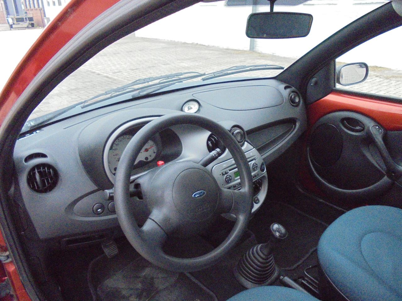 Ford Ka 1.3 Cool & Sound Bouwjaar 2008 tweede eigenaar € 1250