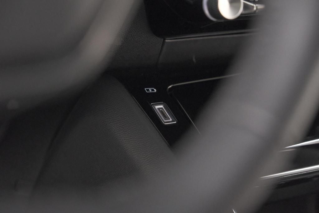 Peugeot 208 ev allure 50 kwh | soh 99,9% | 11 kw laadfunctie | apple carpla