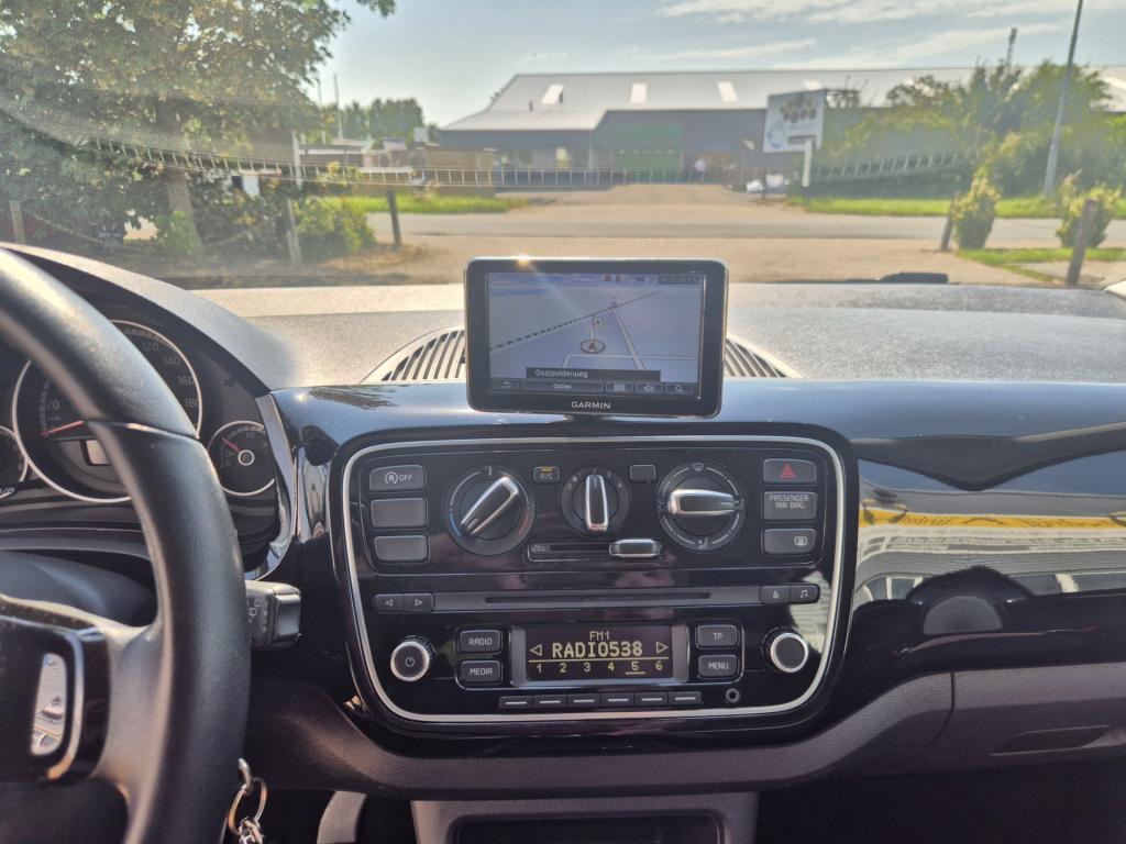 Volkswagen UP! 1.0 high up! bluemotion