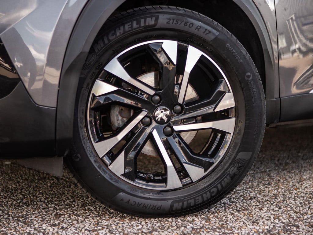 Peugeot 2008 1.2 puretech 130pk gt-line automaat | panoramadak | camera | n