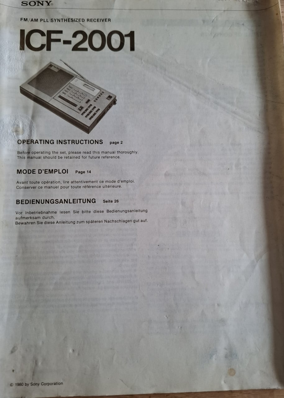 Sony ICF-2001 wereldontvanger kortegolf radio