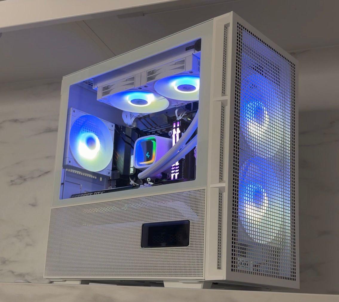 Witte Game PC – ROG Strix RGB 12G & Ryzen power, 16GB RAM - EyeCatcher!