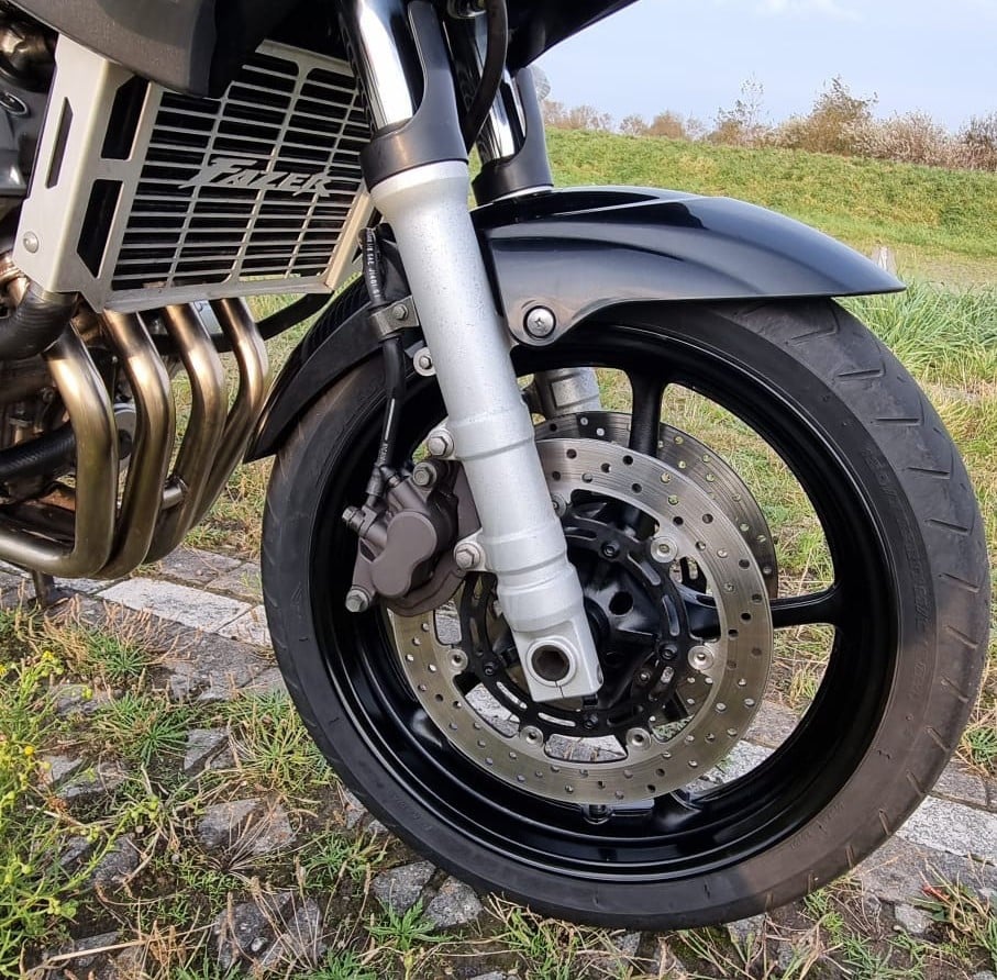 Yamaha Fazer 600
