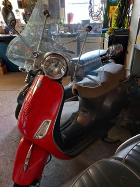 Vespa snorscooter