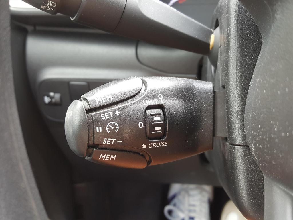 Citroen C3 feel 1.2 83pk s&s apple carplay & android auto | cruise & climat