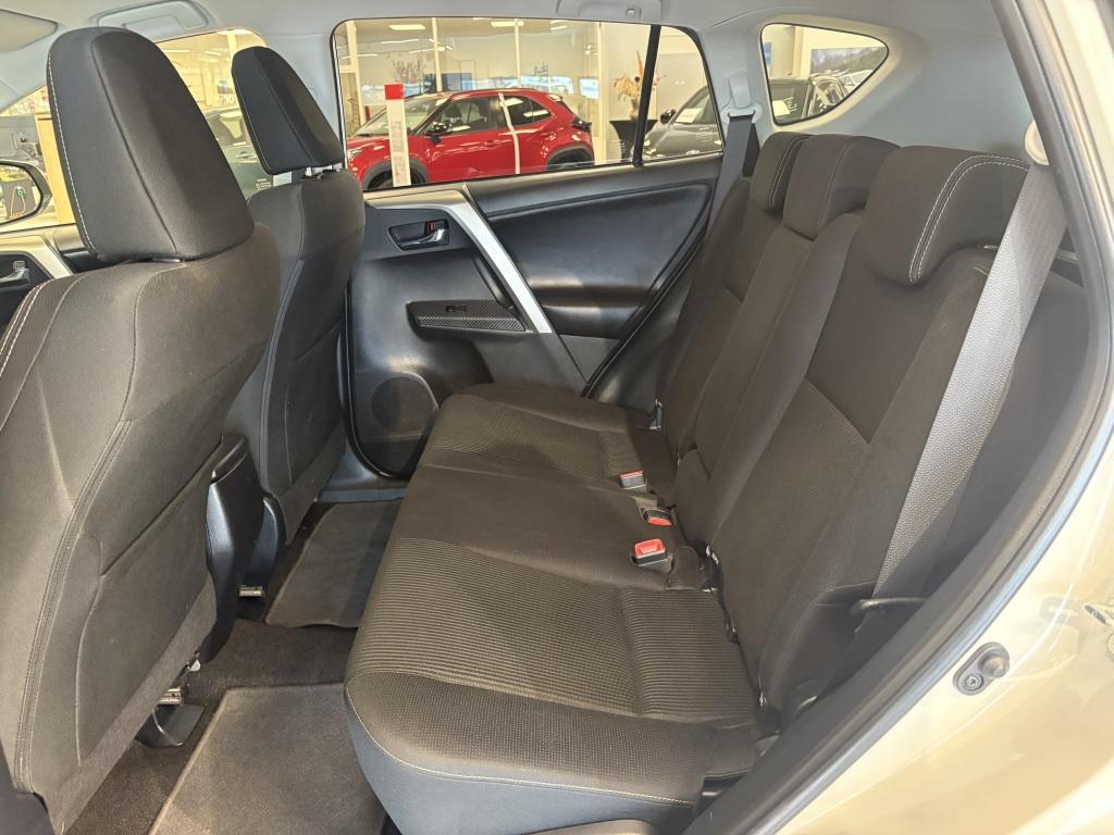 Toyota Rav4 2.0 dynamic limited 4wd | trekgewicht 1500 kg | trekhaak |
