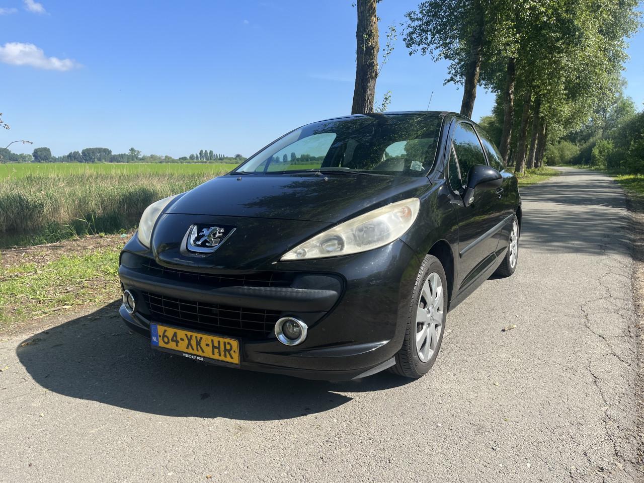 Peugeot 207 uit 2007 benzine 1.6 NIEUWE APK!