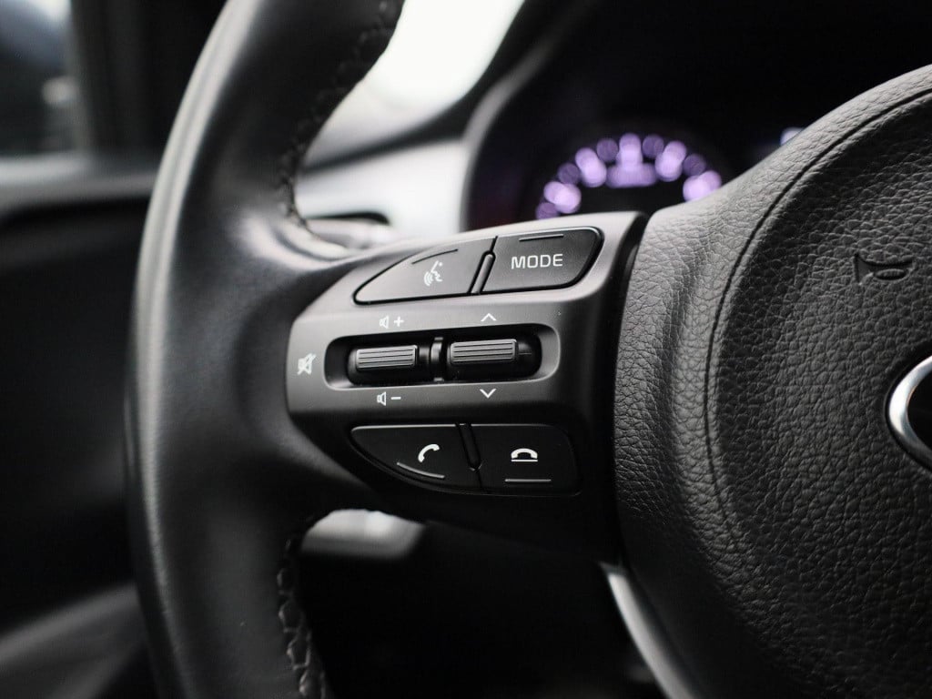 Kia Stonic 1.0 t-gdi mhev dynamicline | lmv | parkeer sensoren | cruise con