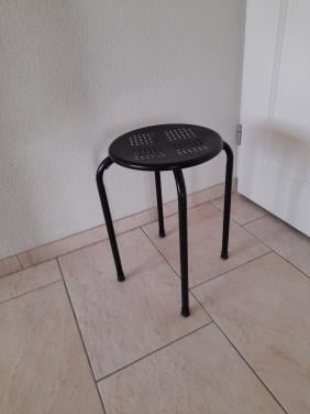 Zwarte kruk  ( in goede nette staat)