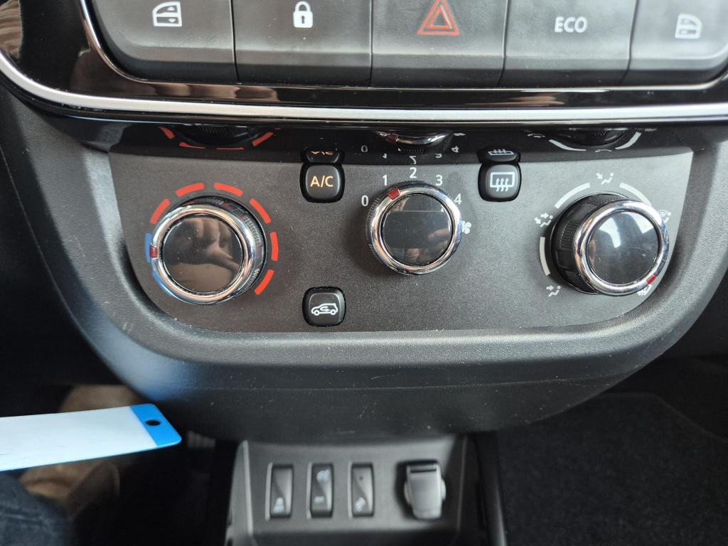 Dacia Spring expression 27 kwh lederen bekleding, navigatie, camera, ccs sn