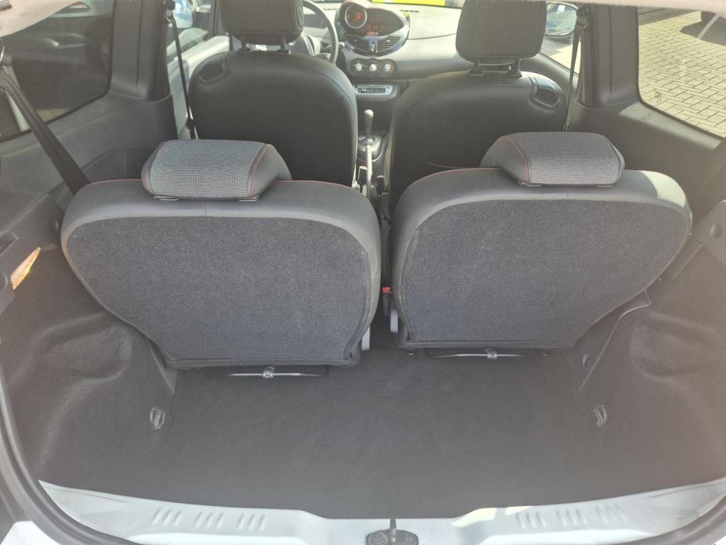 Renault Twingo 1.2 16v dynamique quikshift automaat, airco, all season + lm