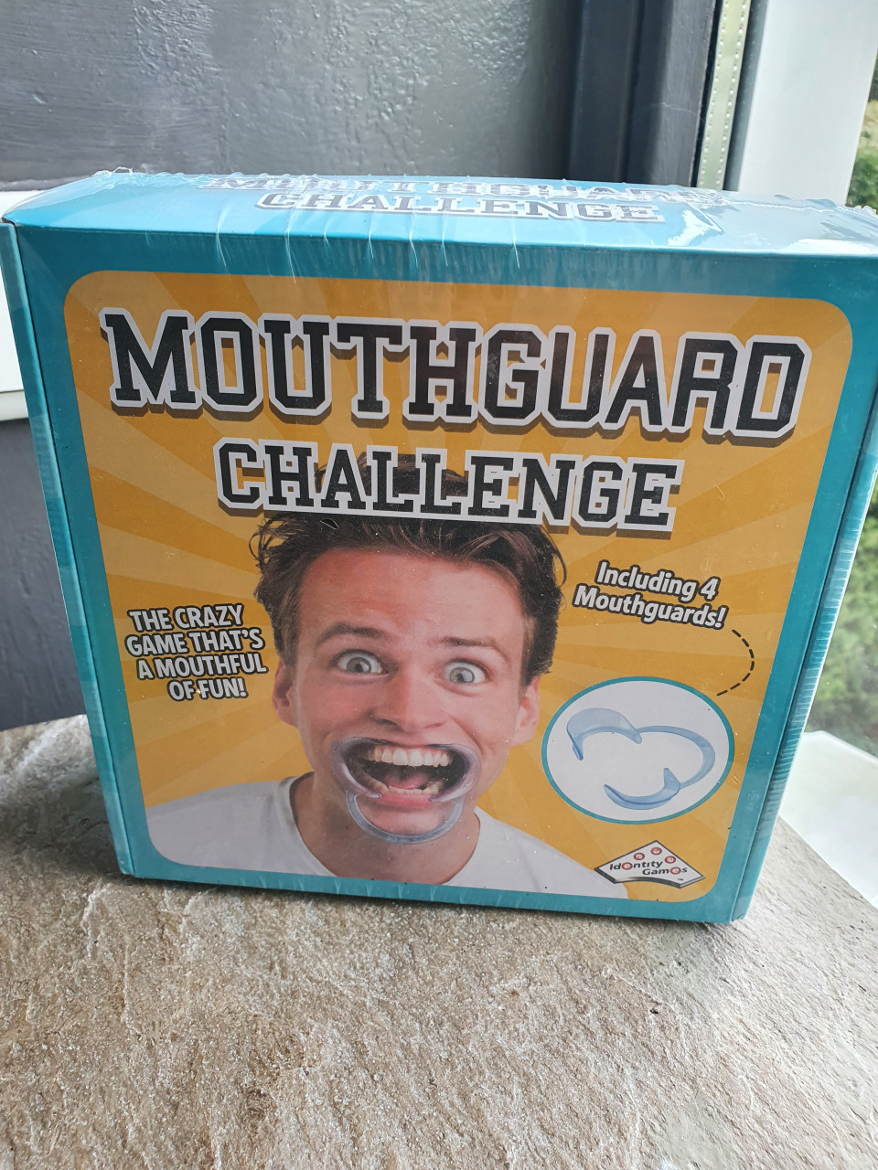Nog nieuw leuk grappig gezelschapsspel Mouthguard Challenge aangeboden..