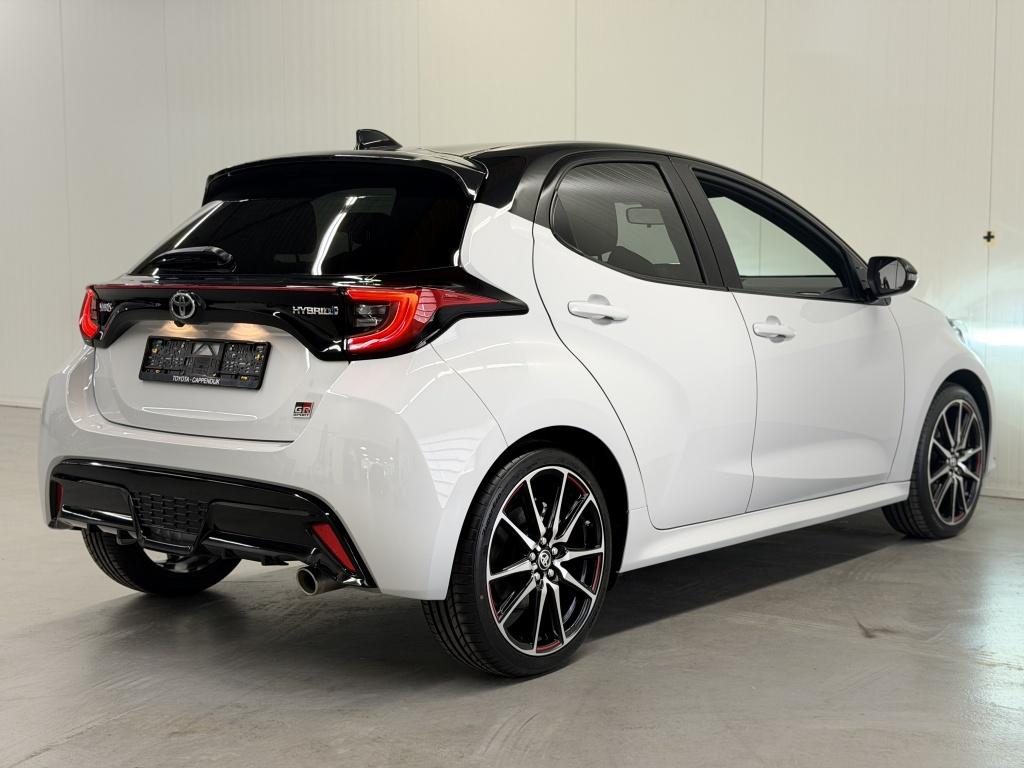 Toyota Yaris 1.5 hybrid gr sport