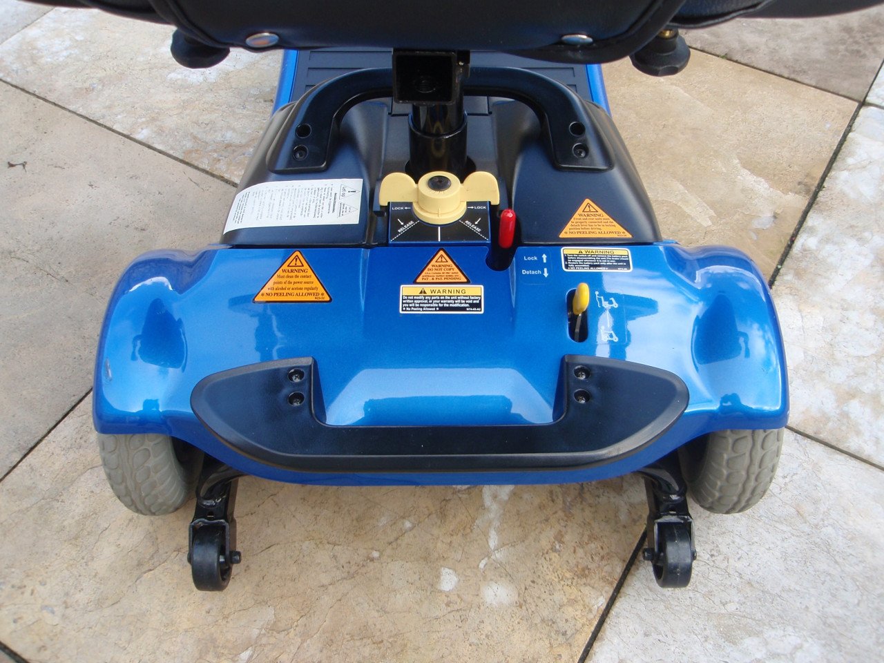 Opvouwbare Sterling 4wiel scootmobiel met afneembaar accupakket