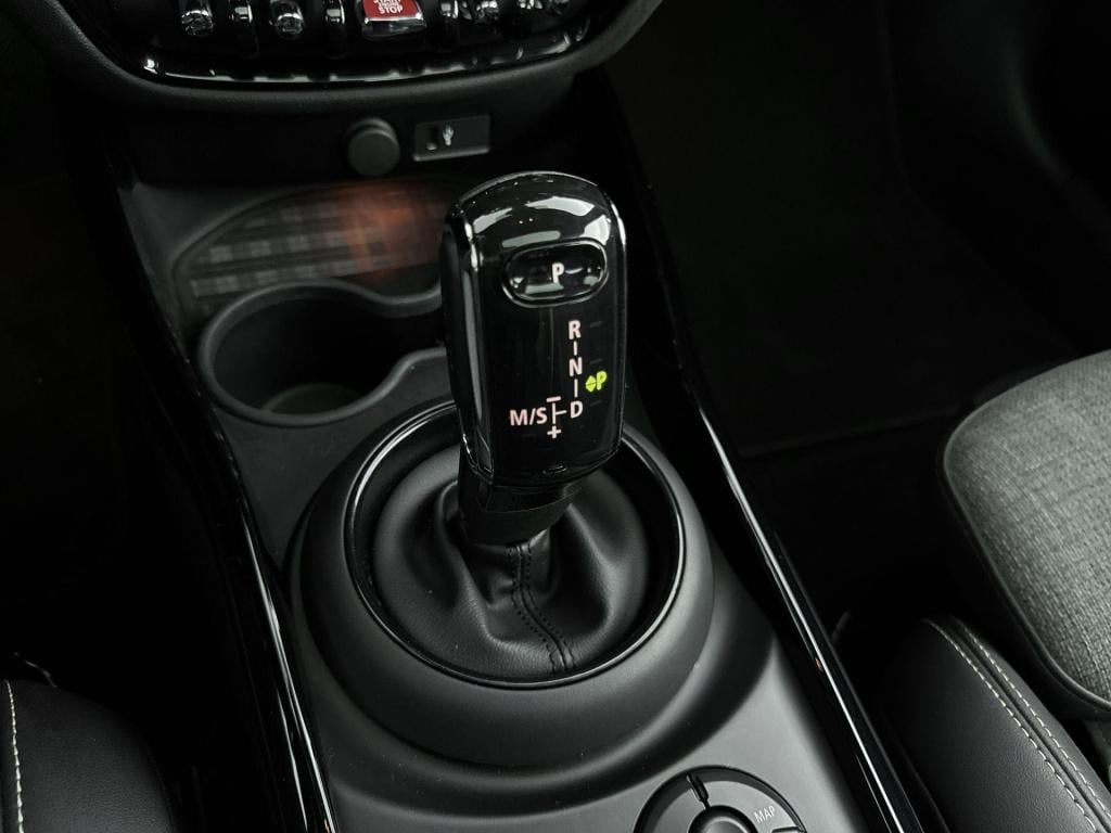 Mini Clubman mini 1.5 cooper richmond park edition | automaat | lmv | half 