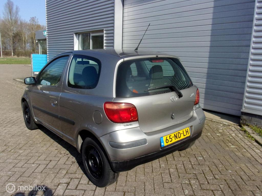 Toyota Yaris van particulier 1.3 vvt-i