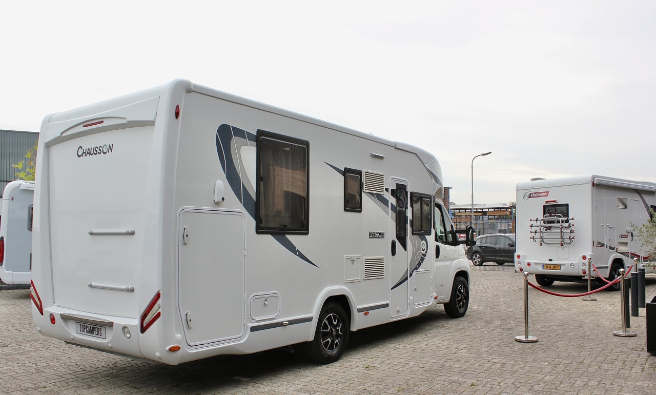 Chausson Welcome 718EB (Queensbed + Hefbed, 36000KM, Als Nieuw)
