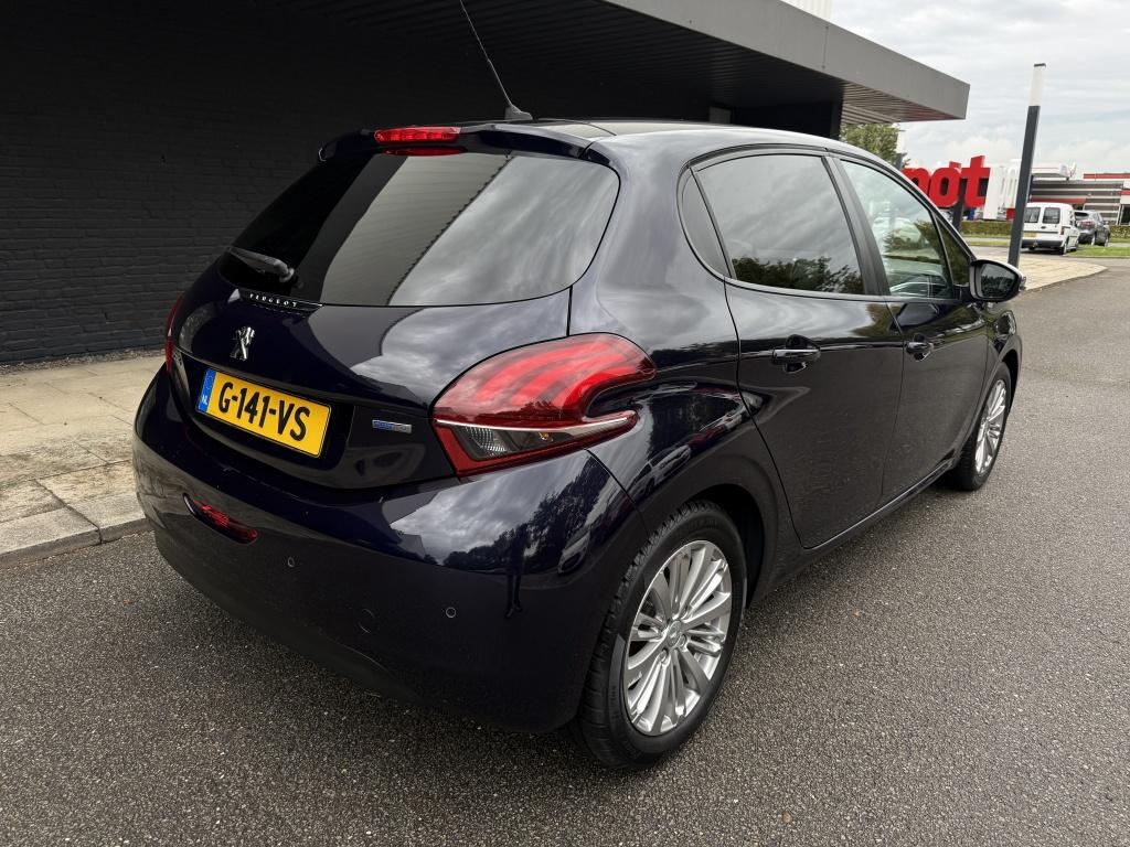 Peugeot 208 1.2 pt style