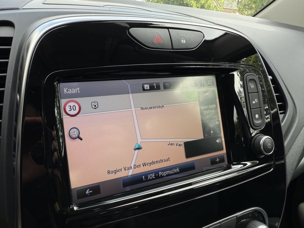 Renault Captur 0.9 tce intens // 65.000km! //