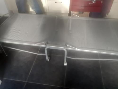 Opvouwbaar bed 200 x 80 cm, 20 euro voor dit opklapbed